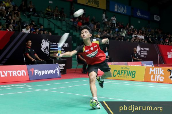 PBDJARUM - [Polytron Superliga Junior 2023] Radhitya Pastikan ...