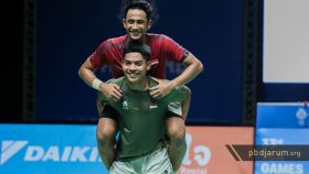 Alwi Farhan dan Moh Zaki Ubaidillah