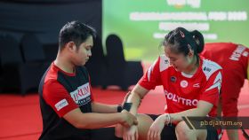 Joling tengah memasang tapping