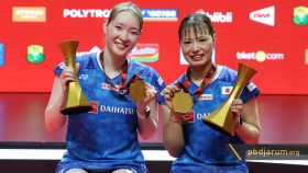 Podium juara ganda putri