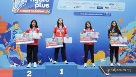 Podium juara tunggal pemula putri