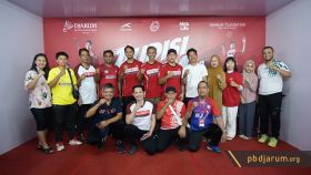 sharing season pelatih klub dan Tim pencari bakat