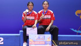 Podium ganda taruna putri