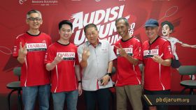 Fung Permadi, Kevin Sanjaya, Yopy Rosimin, Sugit Budiarto dan Hendrawan