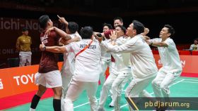 Beregu putra raih medali emas