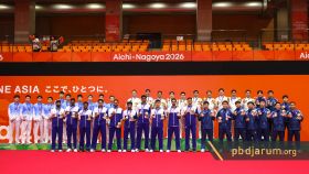 Podium beregu putra