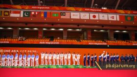 Podium beregu putra